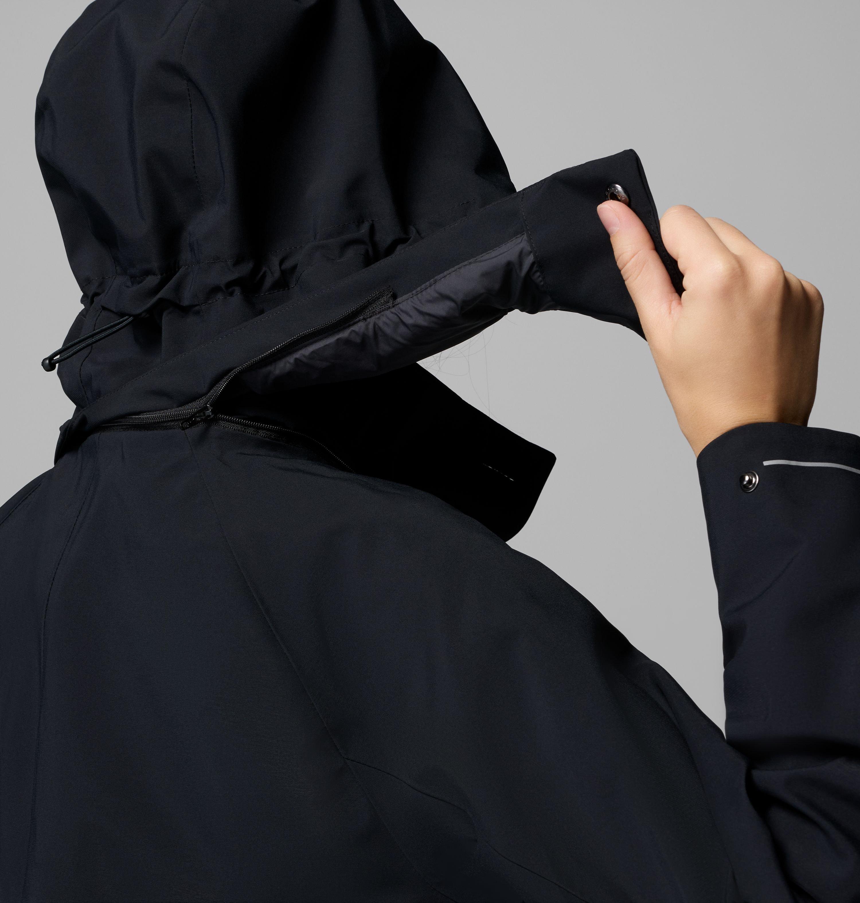 Women's AmazeTrench Rain Jacket 11
