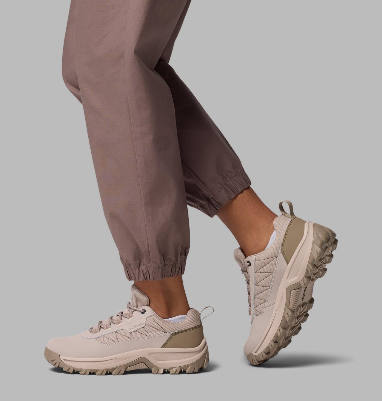 Women's Transverse Hike Low Shoe | Columbia