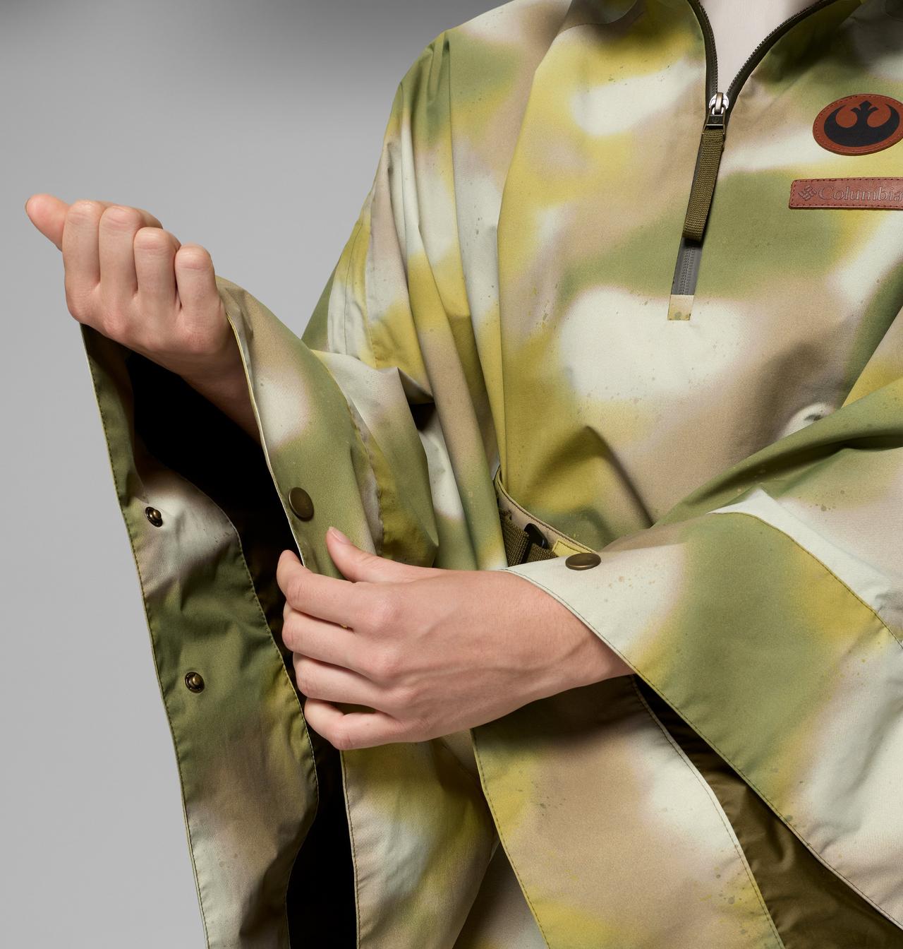 Endor™ Issue Poncho