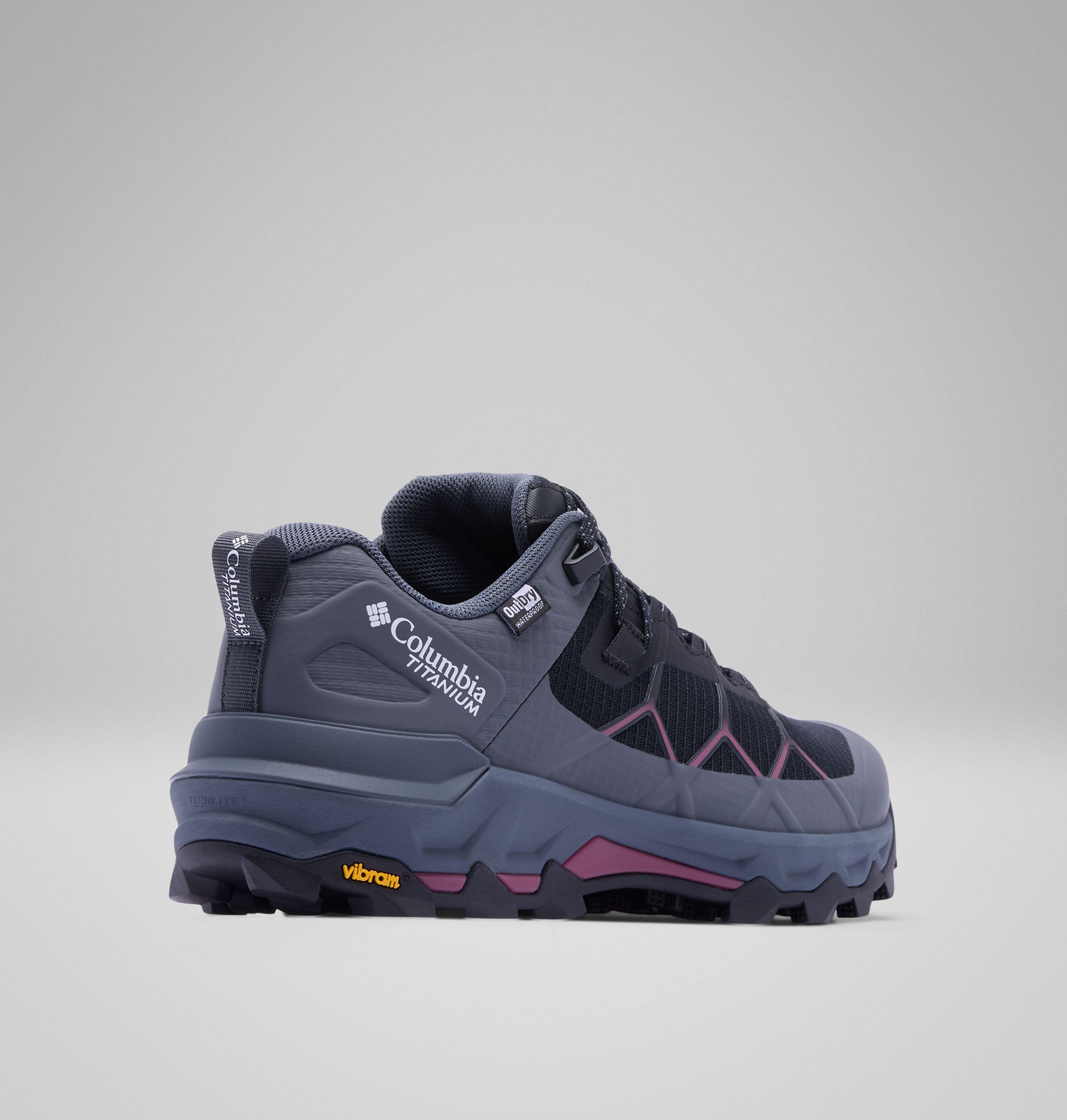 Women's Peakfreak Titanium OutDry Shoe | 010 | 5.5 9