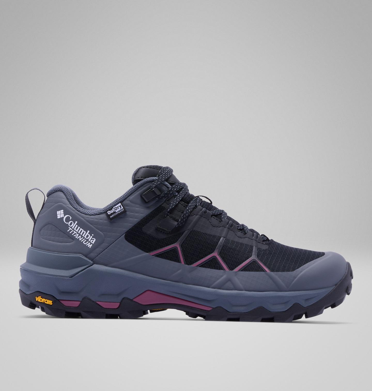 Обувь Columbia Women's Peakfreak Titanium OutDry Shoe - Wide, цвет: Чёрный / Лиловый — фото 1