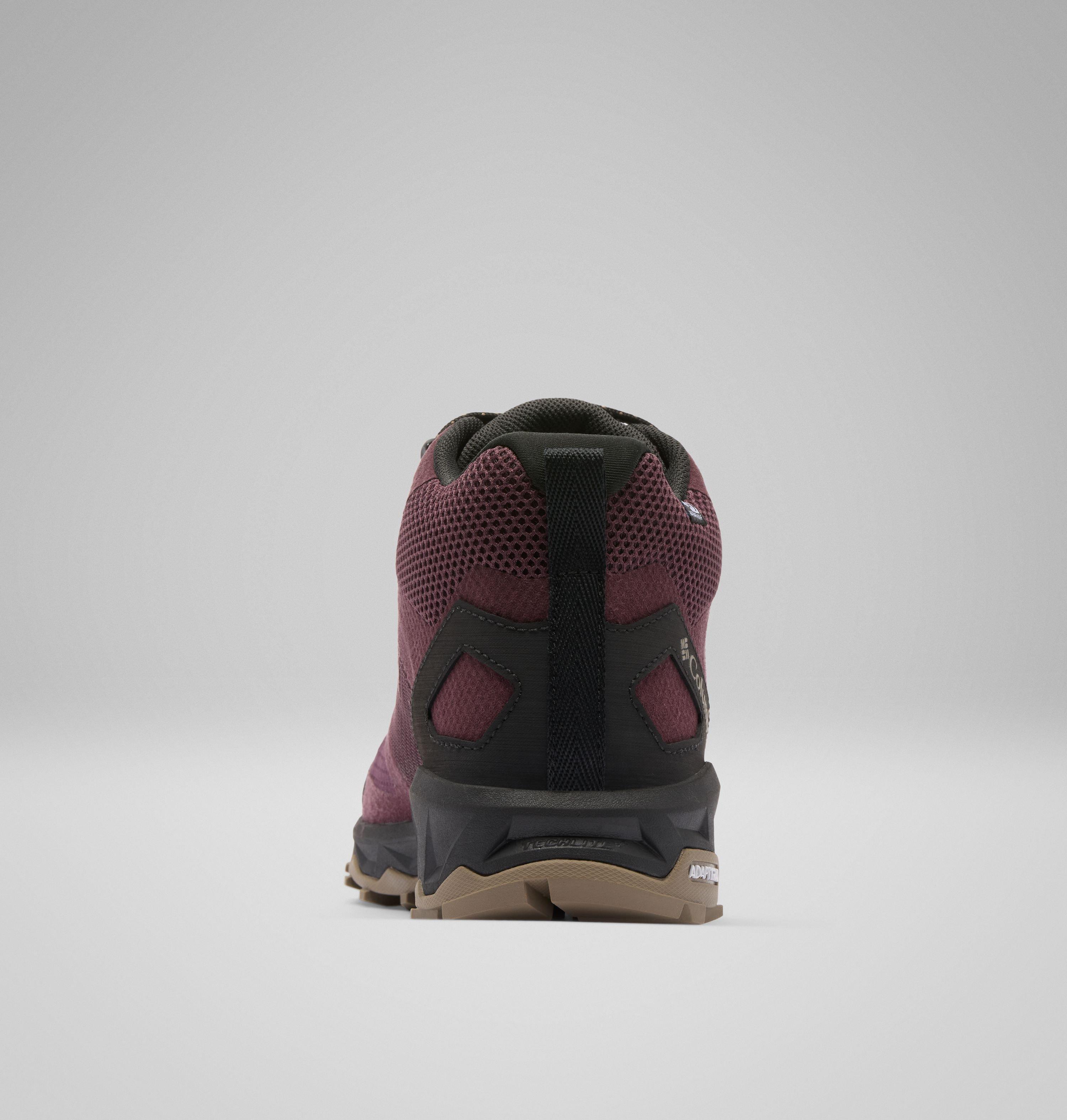 Women's Peakfreak Hera II OutDry Mid Shoe | 607 | 6.5 2