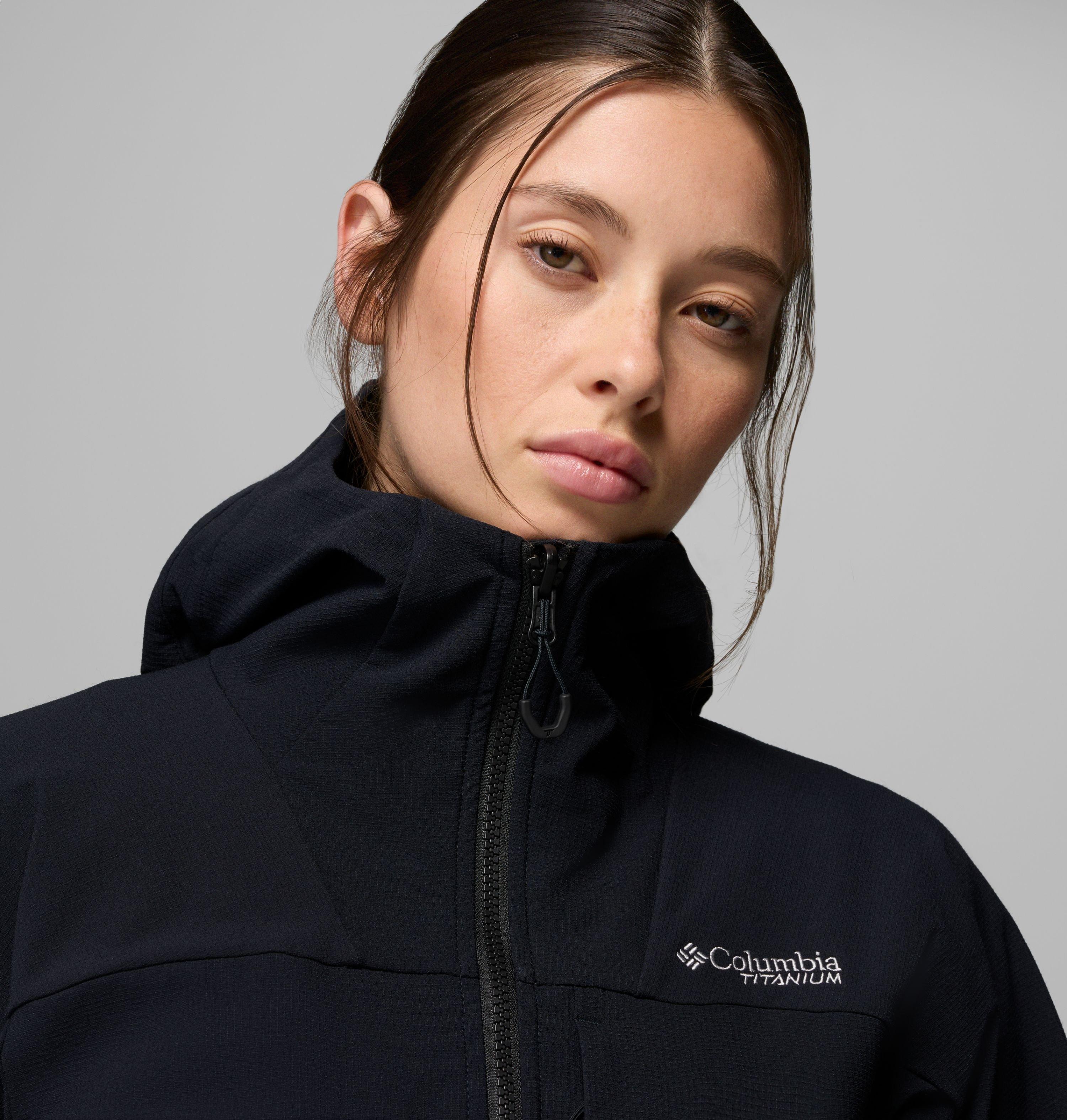 Women's Tennent Mountain Hooded Softshell 6