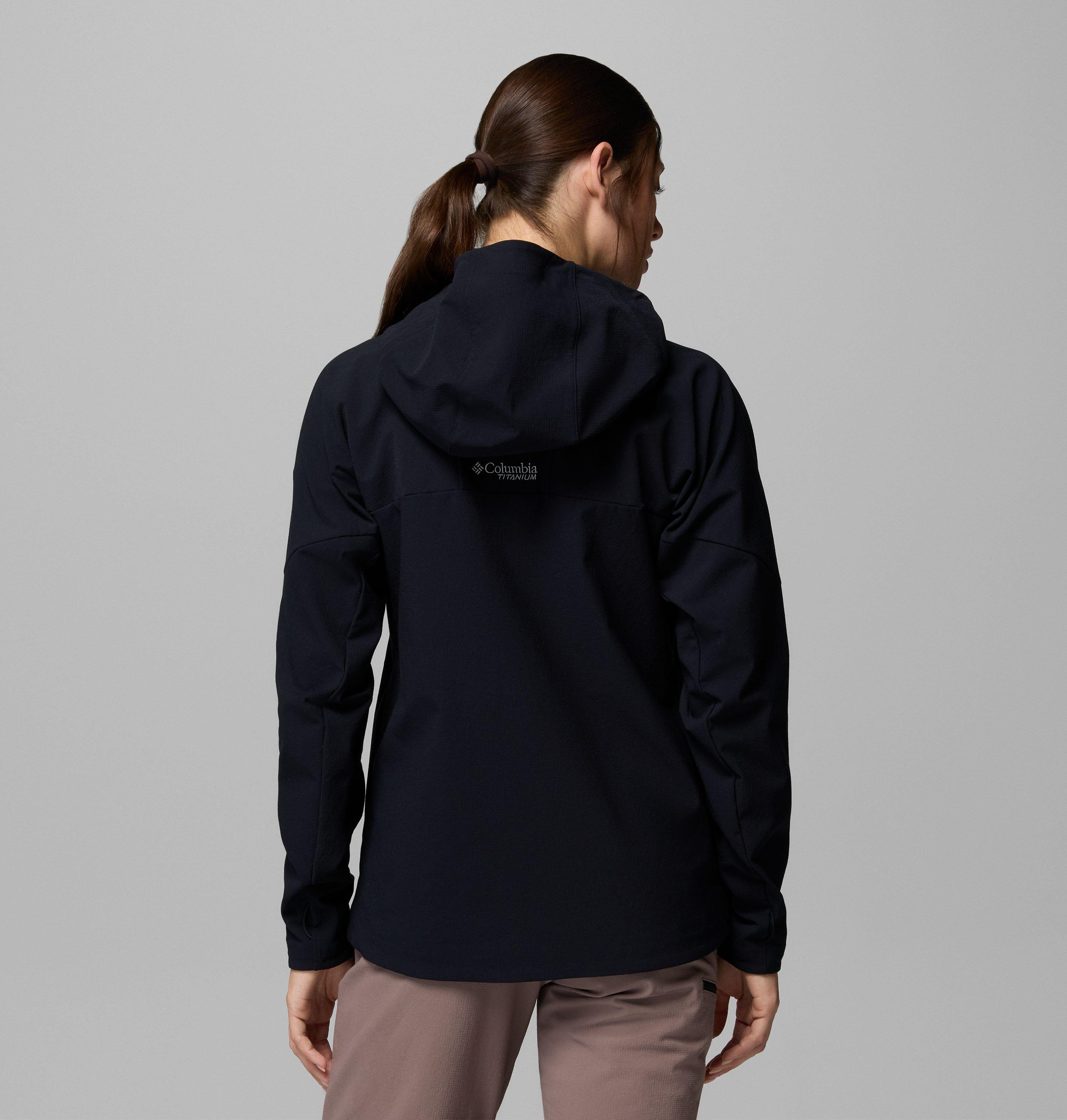Women's Tennent Mountain Hooded Softshell 3