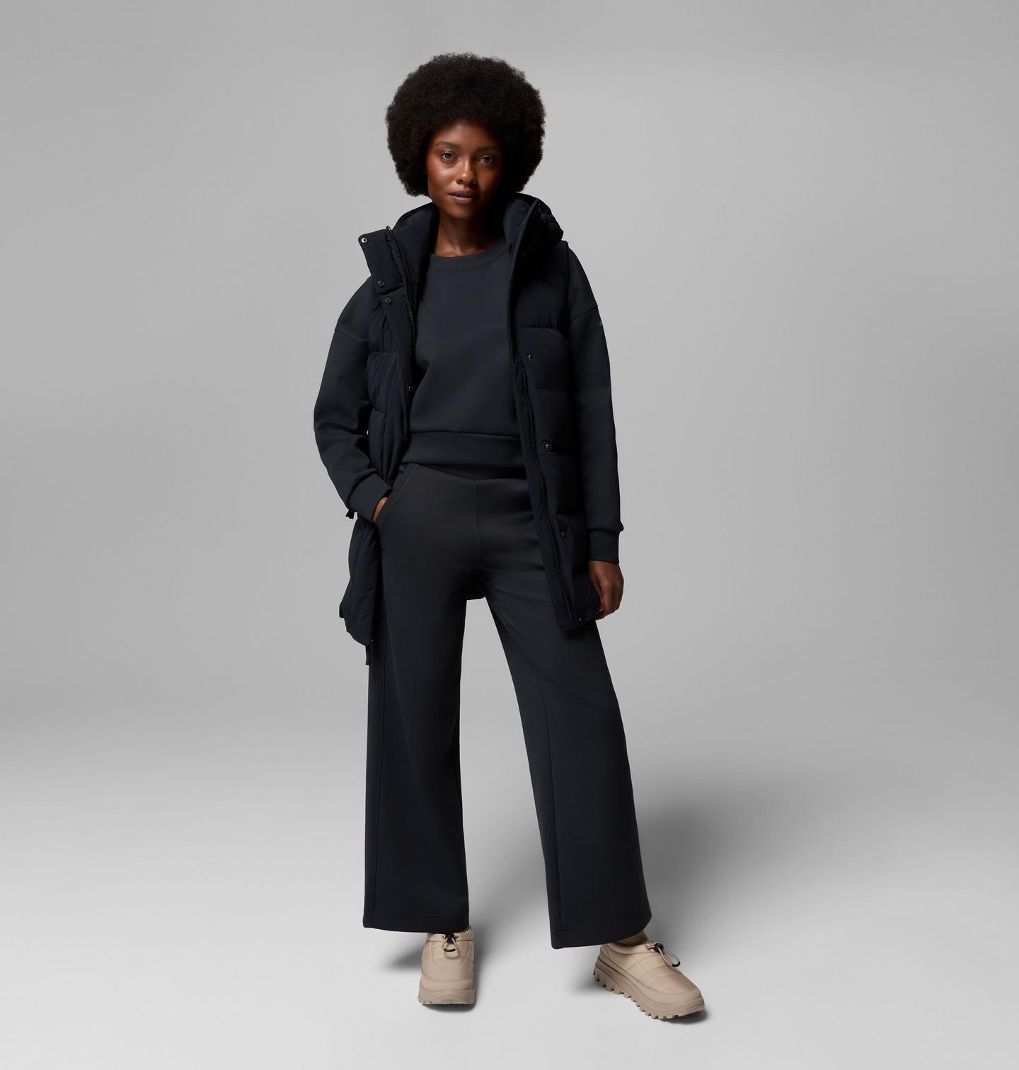 Женский жилет Columbia Amaze Puff Mid Hooded Vest, цвет: Чёрный — фото 2