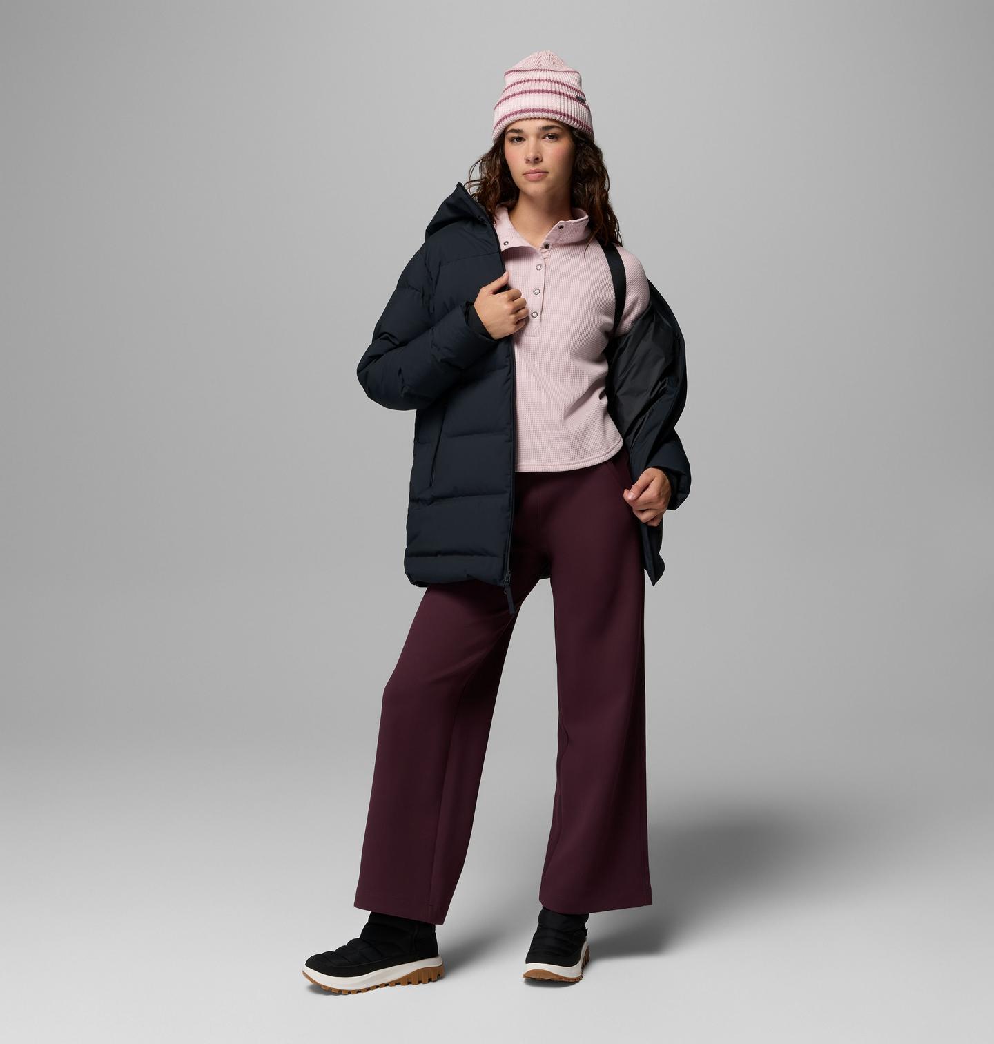 Женская куртка Columbia Amaze Puff Heat Seal Mid Hooded, цвет: Чёрный — фото 2