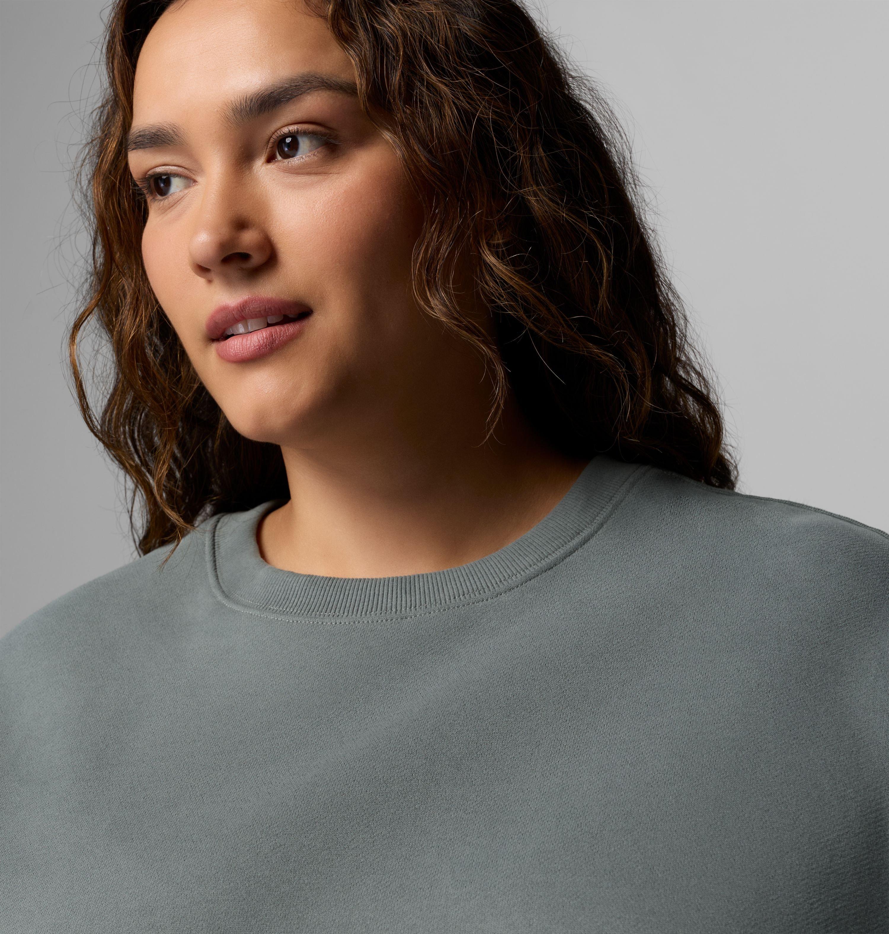 Women's Amber Glow Sweatshirt - Plus Size 5