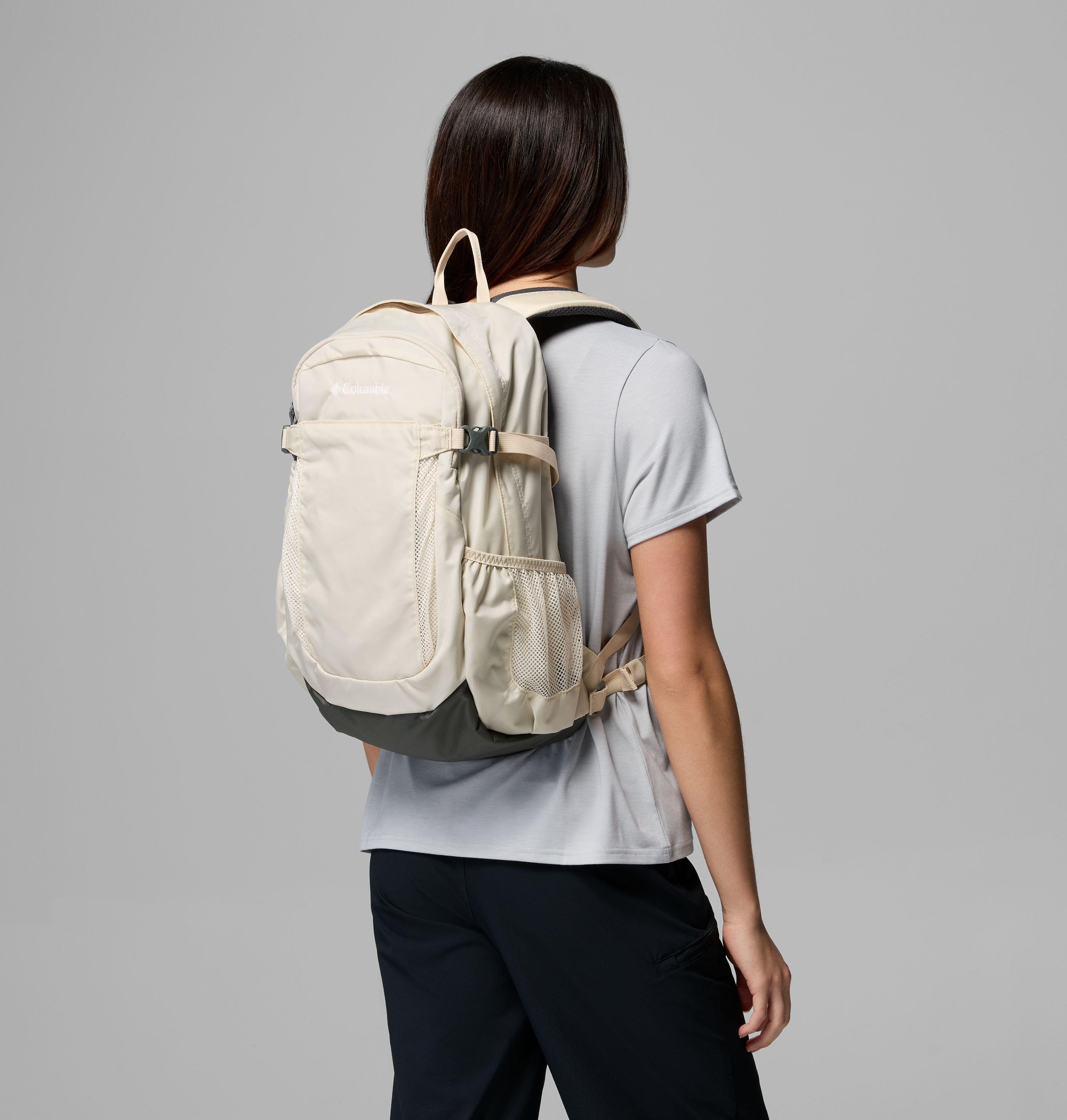 Castle Crest 25L Backpack 4