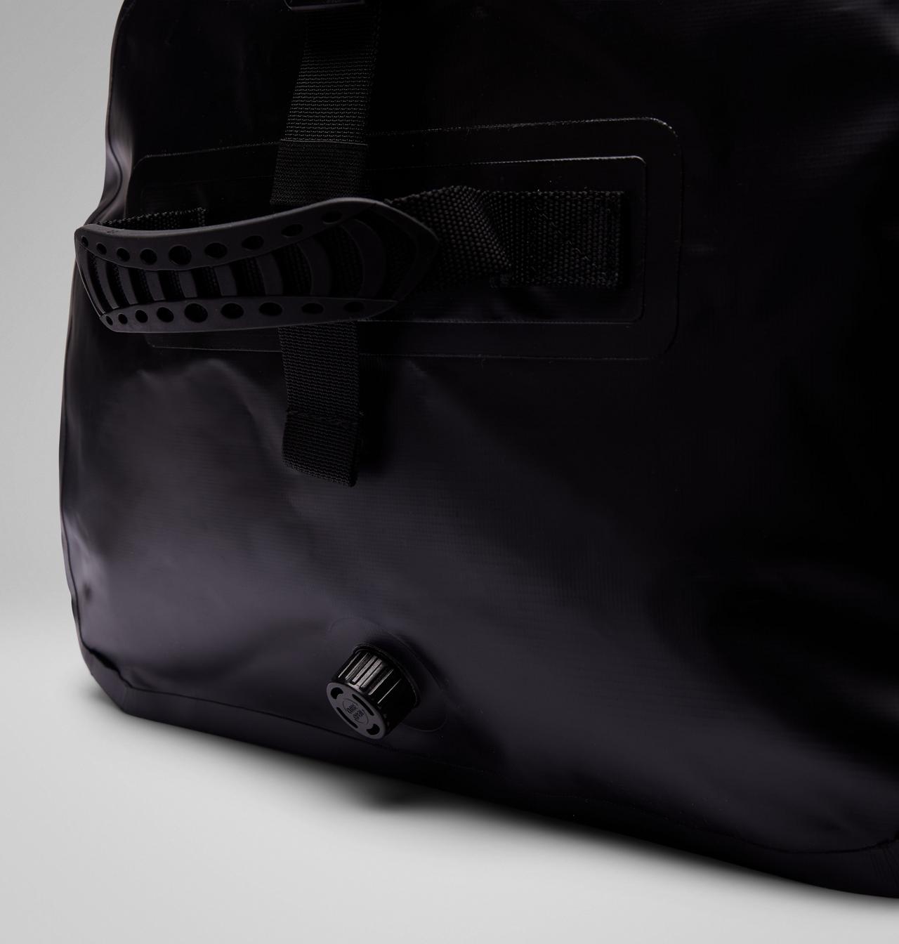 PFG Snug Corner 80L Duffel 5