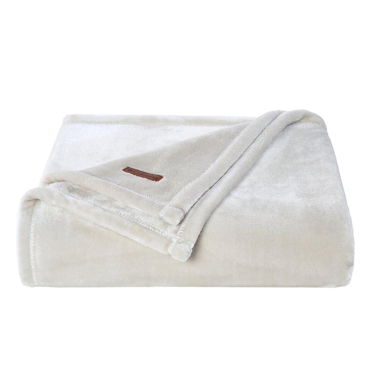 Columbia Plush Throw 2