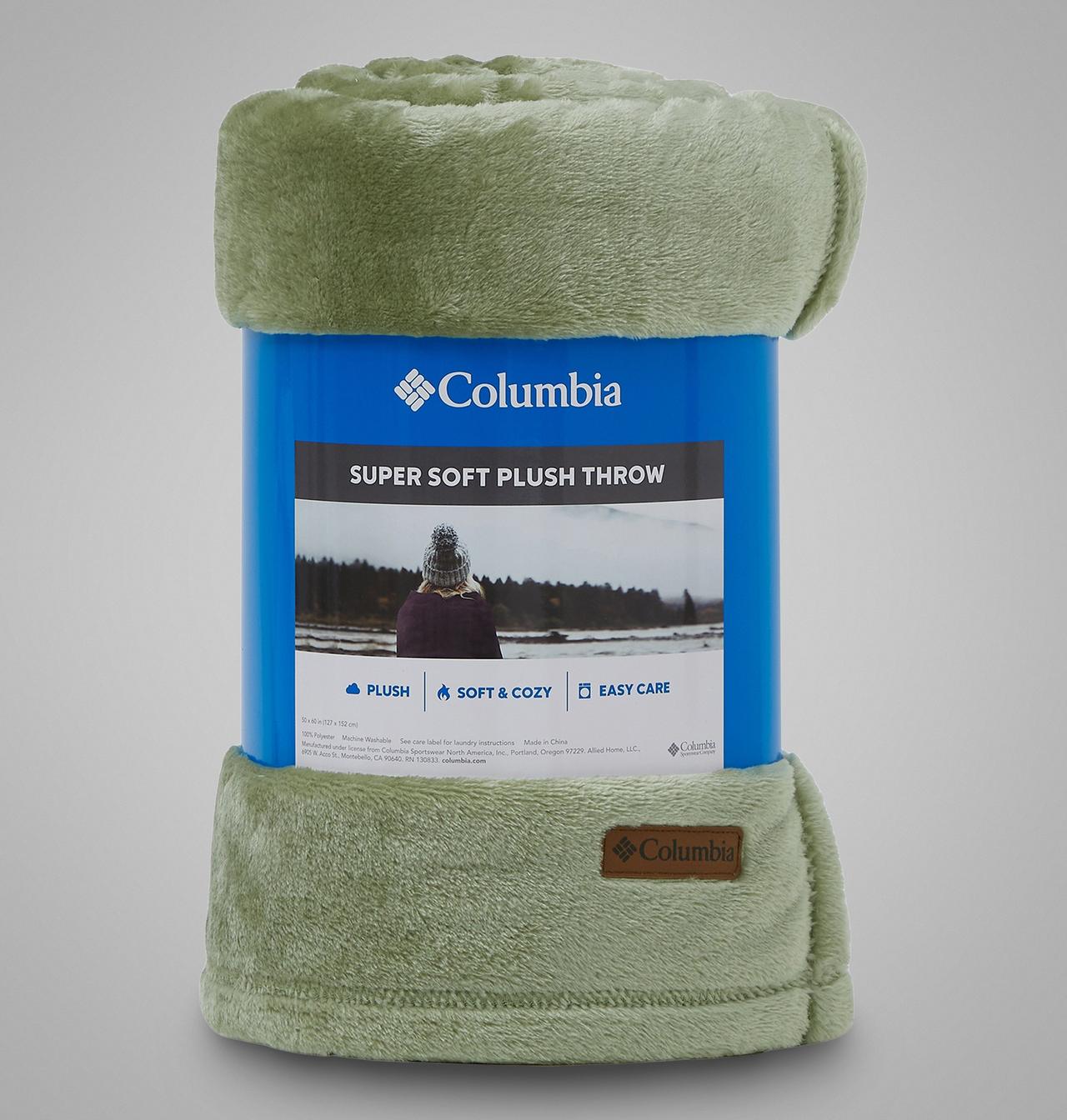 Columbia Plush Throw 3