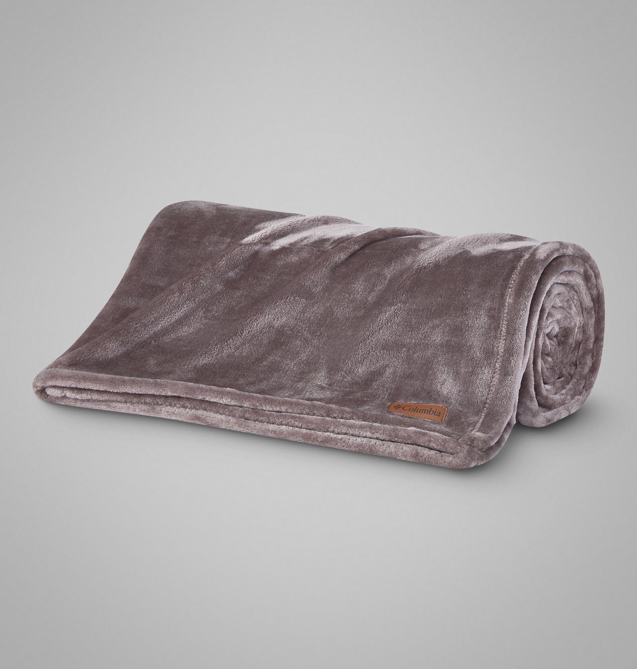 Columbia Plush Throw 4