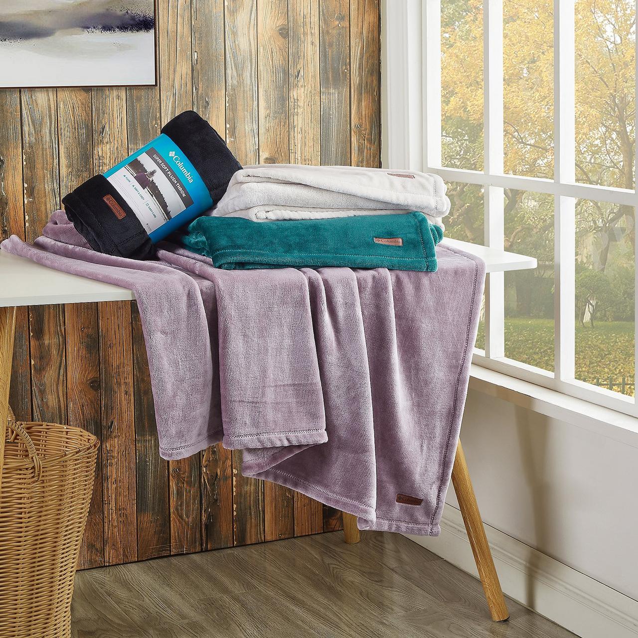 Columbia Plush Throw 5