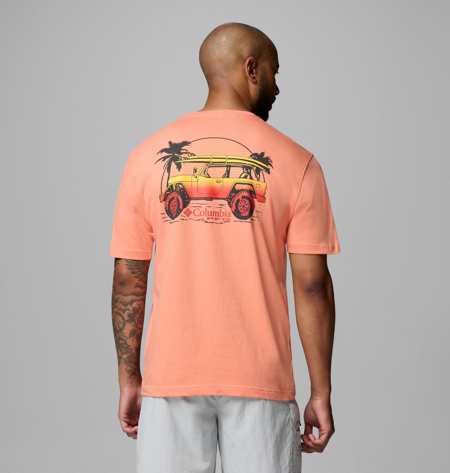 Мужская футболка Columbia Beaching Truck PFG Short Sleeve, цвет: Яркий персиковый — фото 1