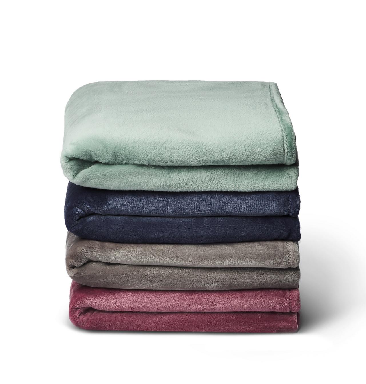 Columbia Plush Throw | 434 | NONE 3