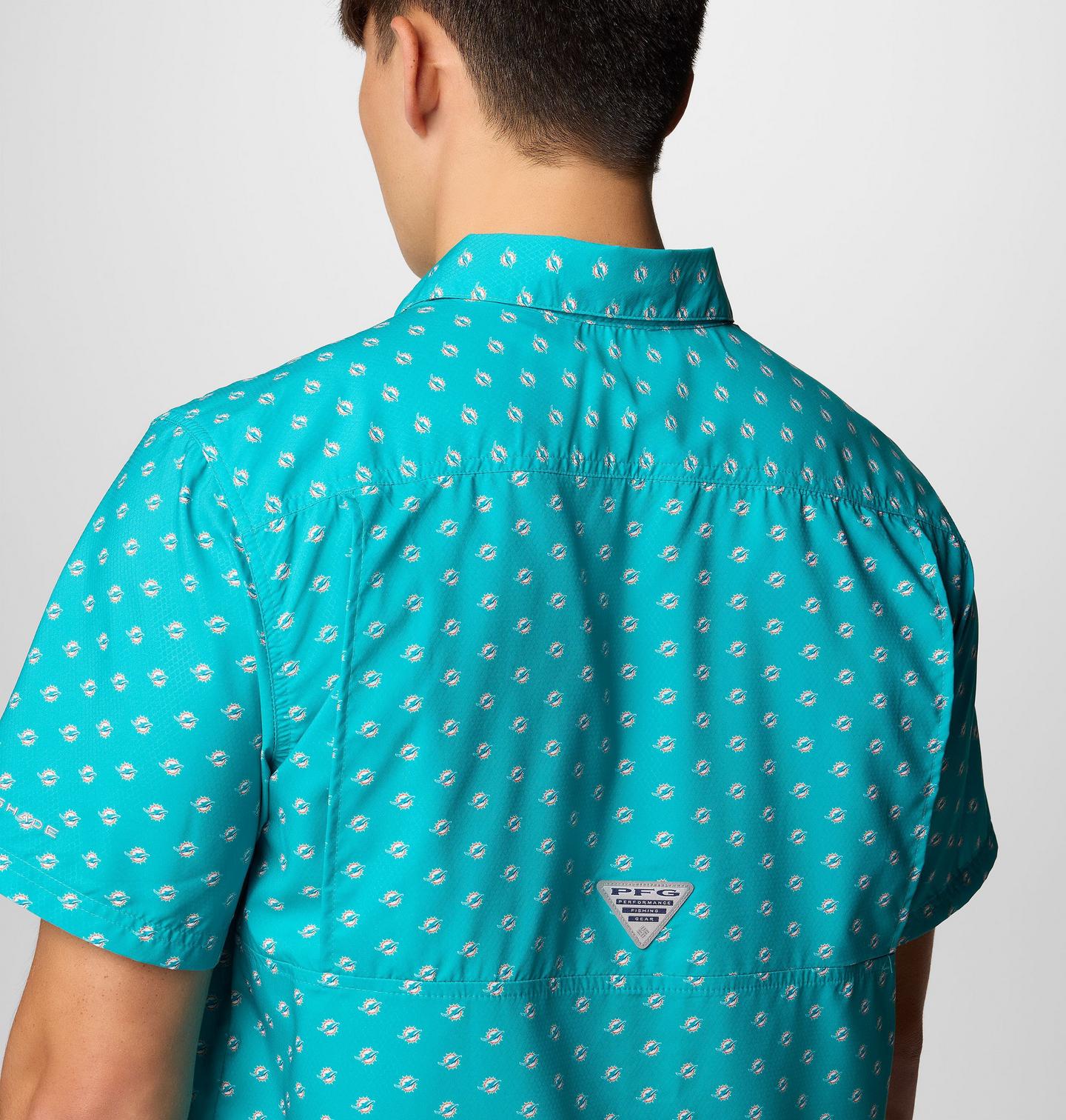 Мужская рубашка Columbia PFG Super Slack Tide Short Sleeve Shirt - Miami Dolphins, цвет: Аквамариновый — фото 4