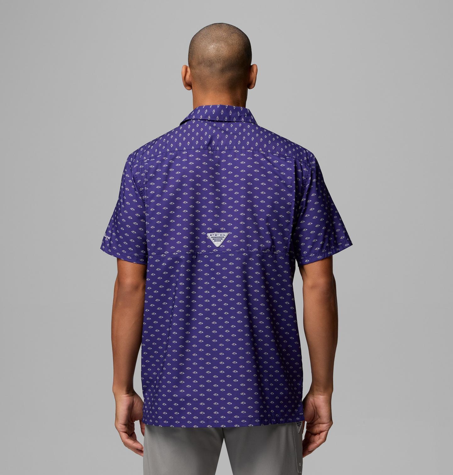 Мужская рубашка Columbia PFG Super Slack Tide Short Sleeve Shirt - Baltimore Ravens, цвет: Фиолетовый — фото 3