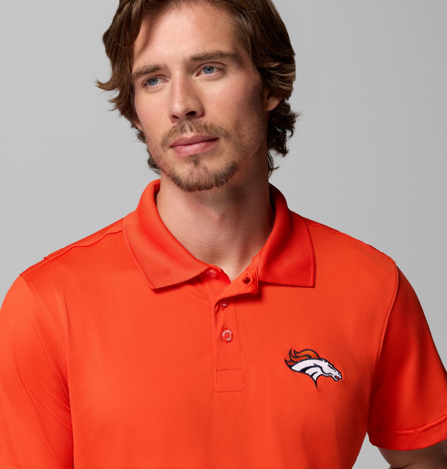 Мужское поло Columbia PFG Low Drag Offshore, Denver Broncos, цвет: Оранжевый — фото 4