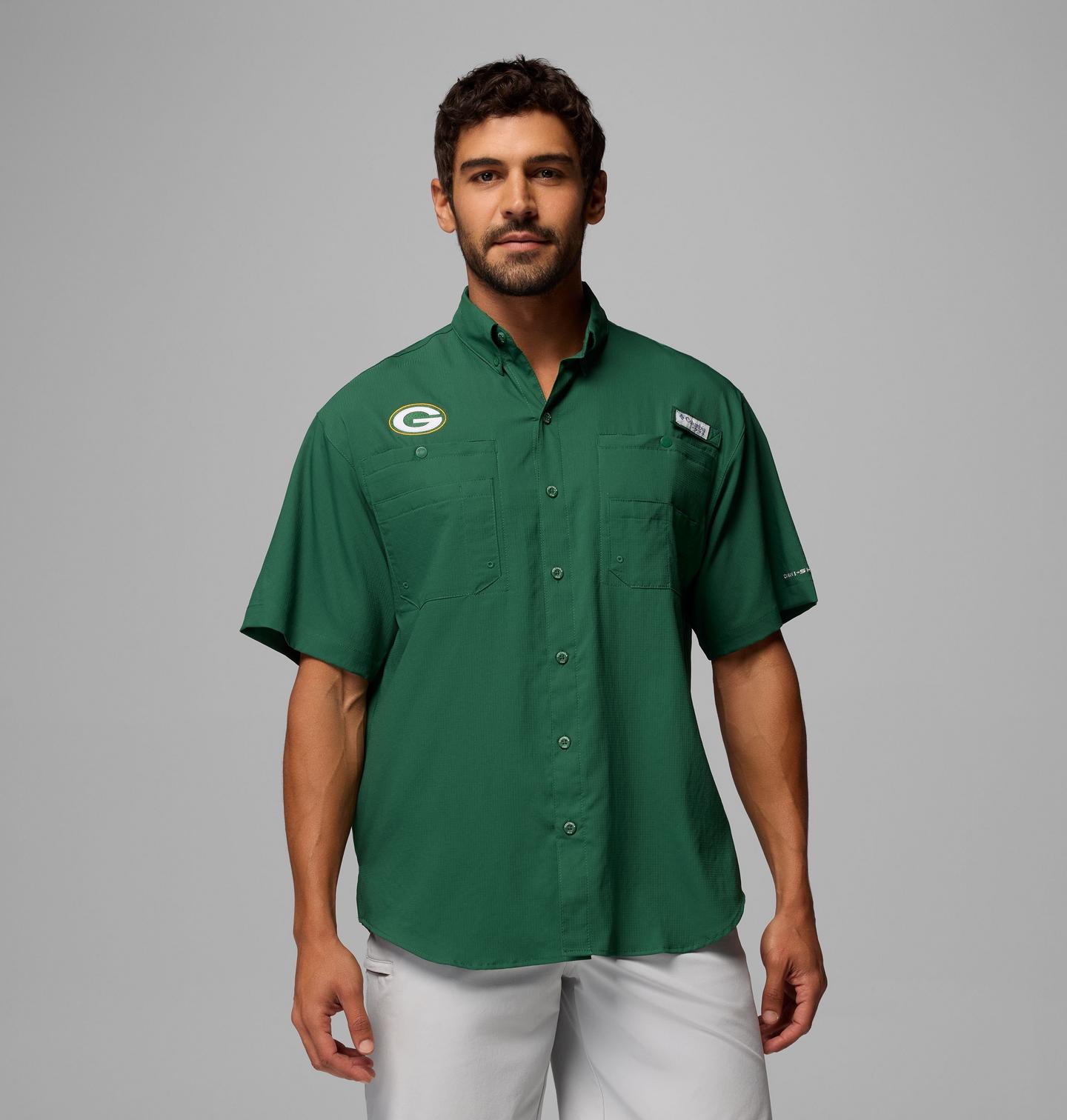 Мужская рубашка Columbia PFG Tamiami Short Sleeve Shirt - Green Bay Packers, цвет: Тёмно-зелёный — фото 1