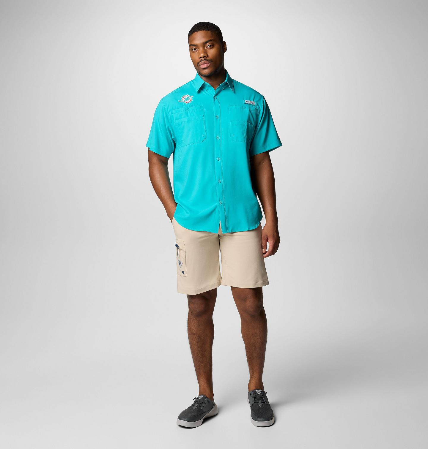 Мужская рубашка Columbia PFG Tamiami Short Sleeve Shirt - Miami Dolphins, цвет: Аквамариновый — фото 2