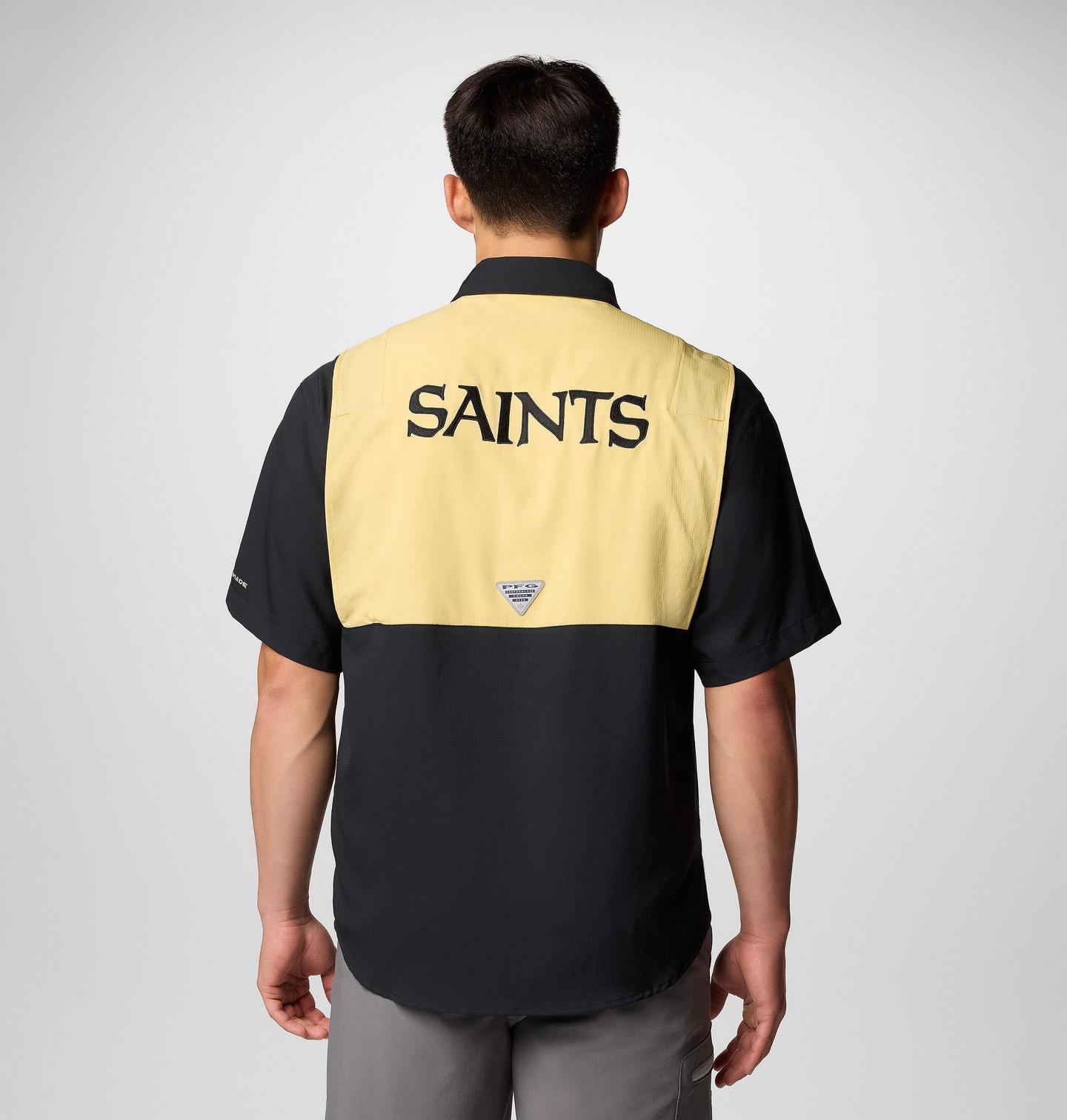 Мужская рубашка Columbia PFG Tamiami Colorblocked Short Sleeve Shirt - New Orleans Saints, цвет: Чёрный / Золотой — фото 2