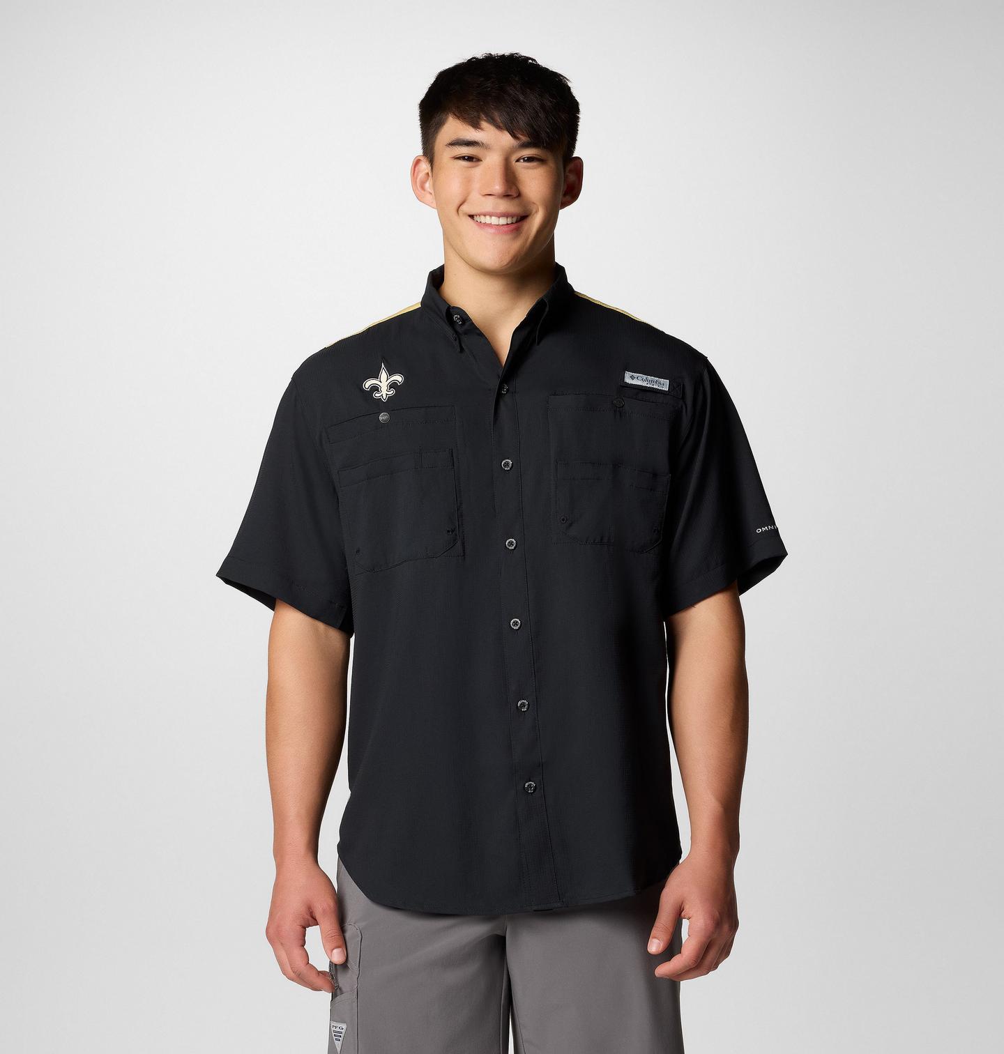 Мужская рубашка Columbia PFG Tamiami Colorblocked Short Sleeve Shirt - New Orleans Saints, цвет: Чёрный / Золотой — фото 1