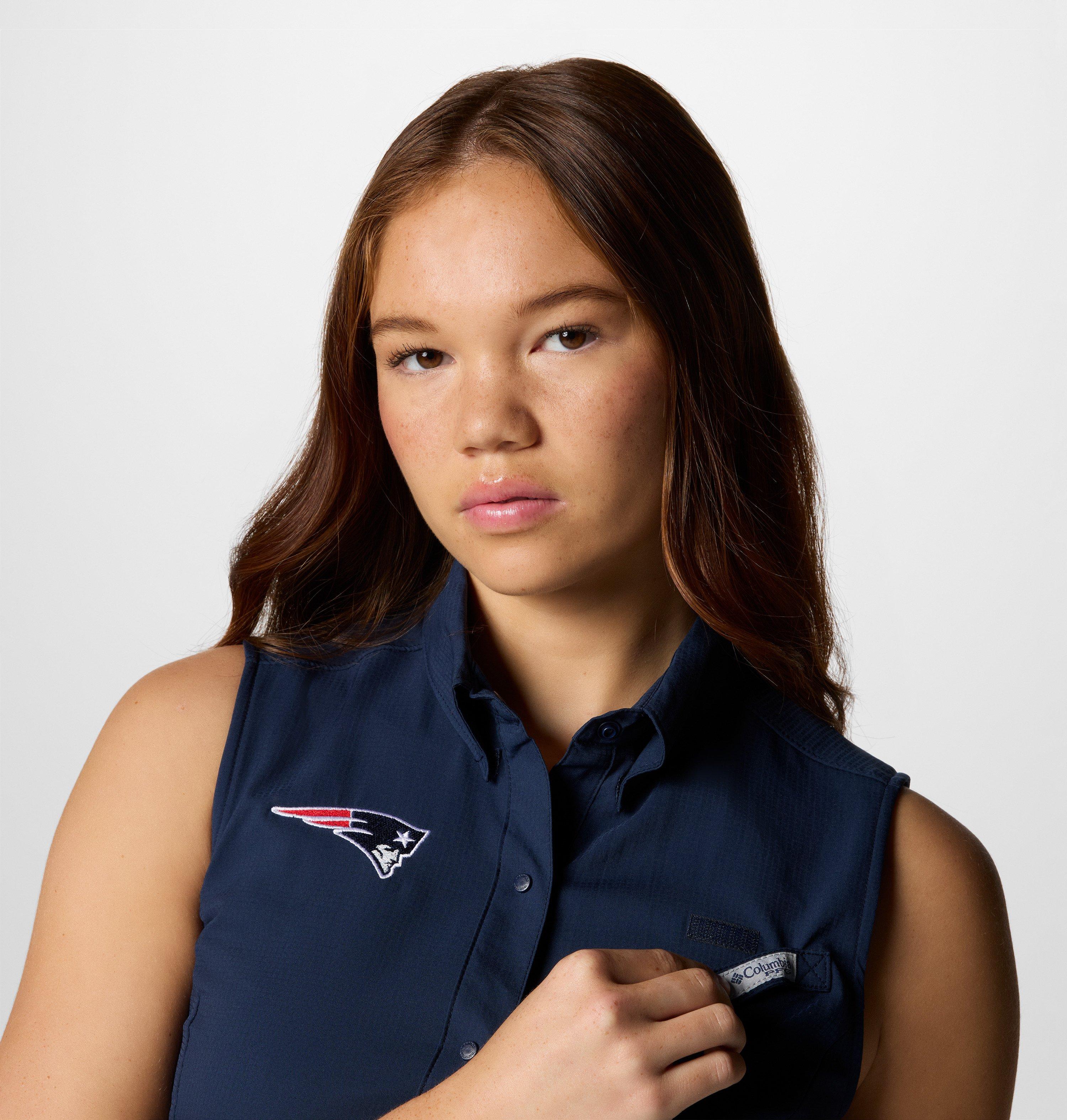 Women's PFG Tamiami Sleeveless Shirt - New England Patriots 5