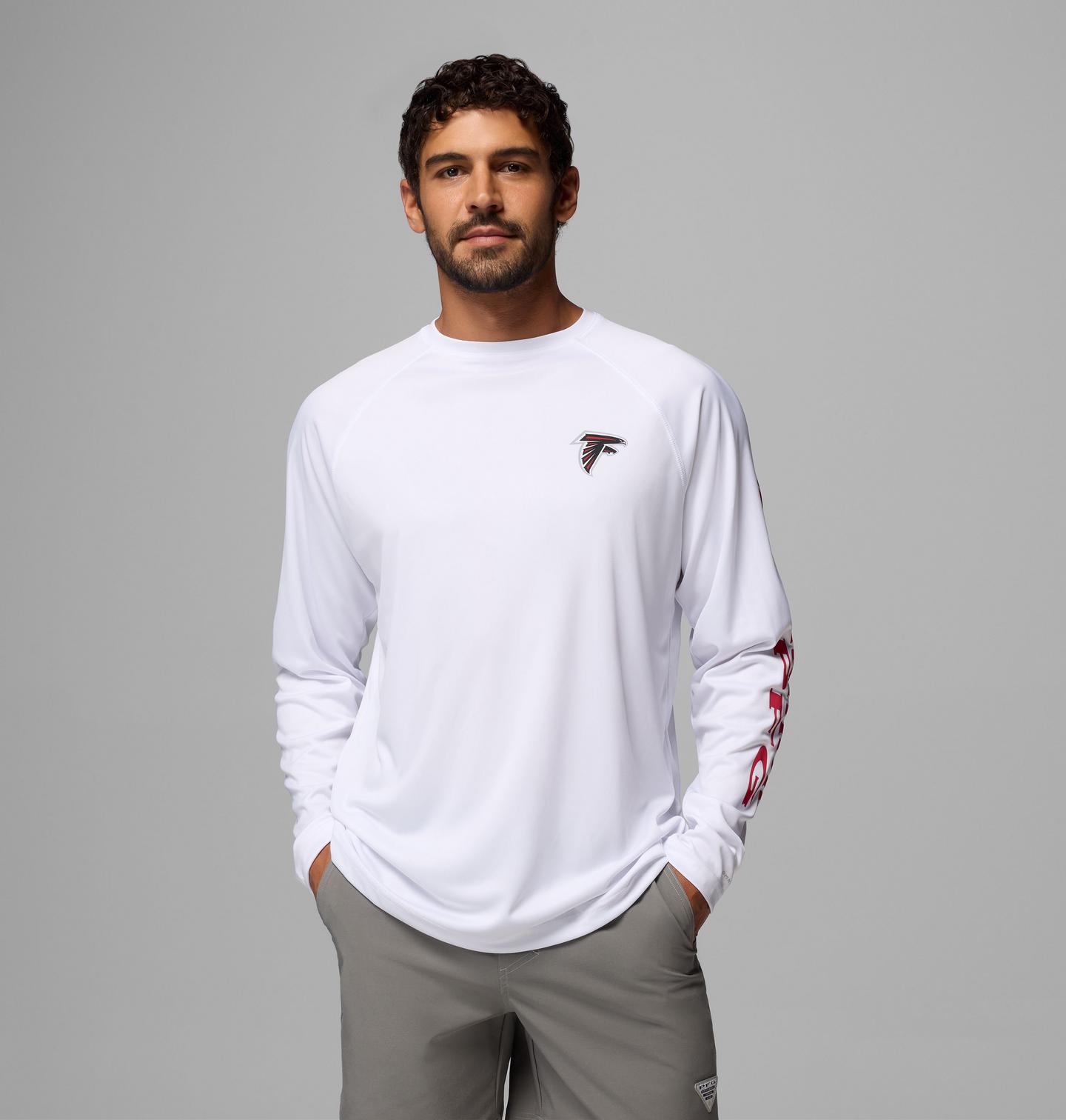 Мужская рубашка Columbia NFL Pfg Terminal Tackle™ Long Sleeve Shirt Atlanta Falcons, цвет: Белый / Красный — фото 1