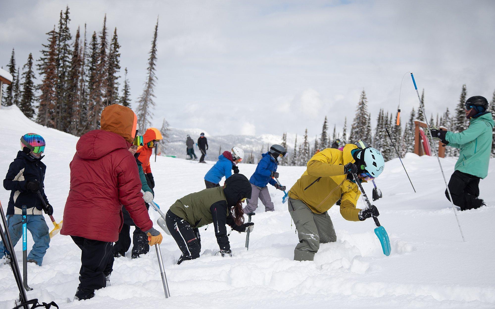 Open Mountains facilitates avalancheand rescue learning in the snowy mountains.