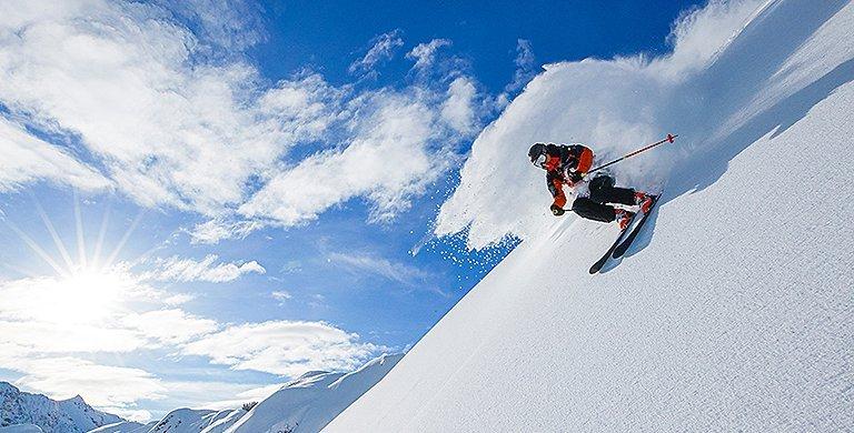 How to Stay Warm While Snowboarding: Expert Tips for Cozy Rides