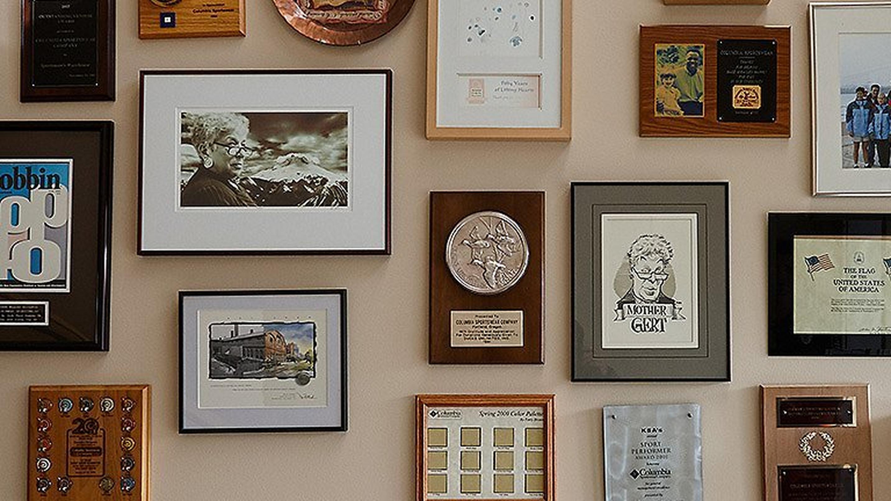 Gallery of framed pictures of Gert