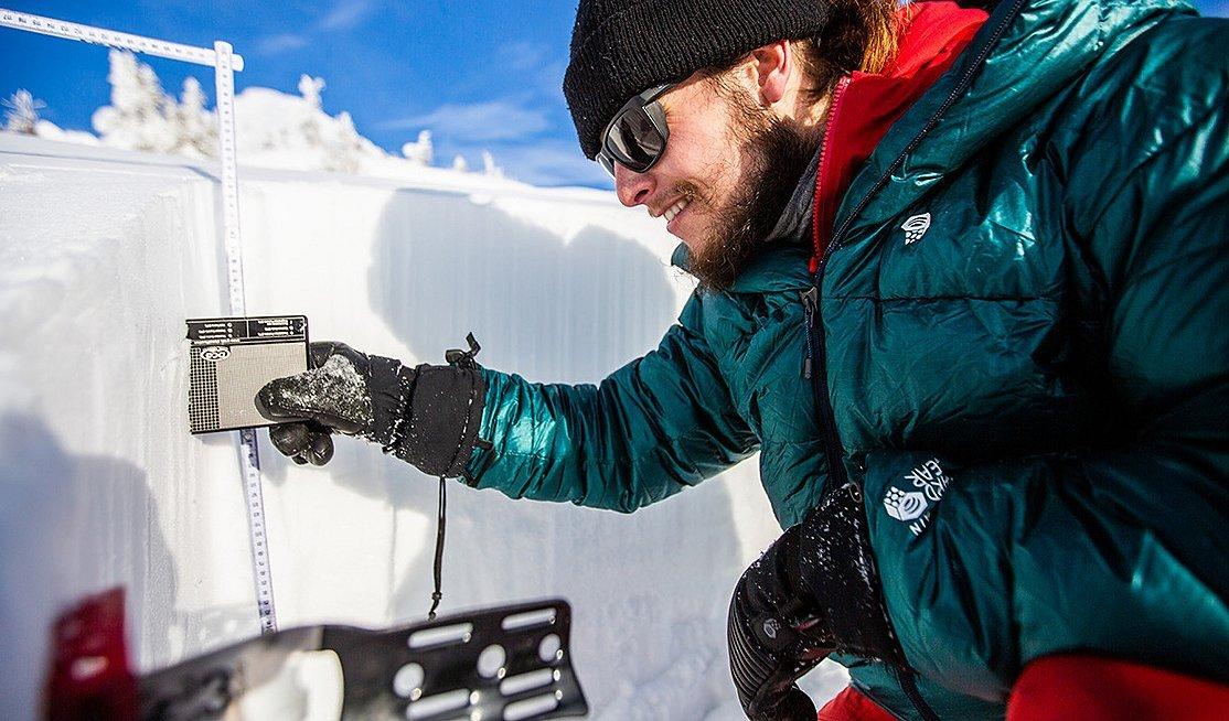 Extremely Canada guide checks the snowpack conditions