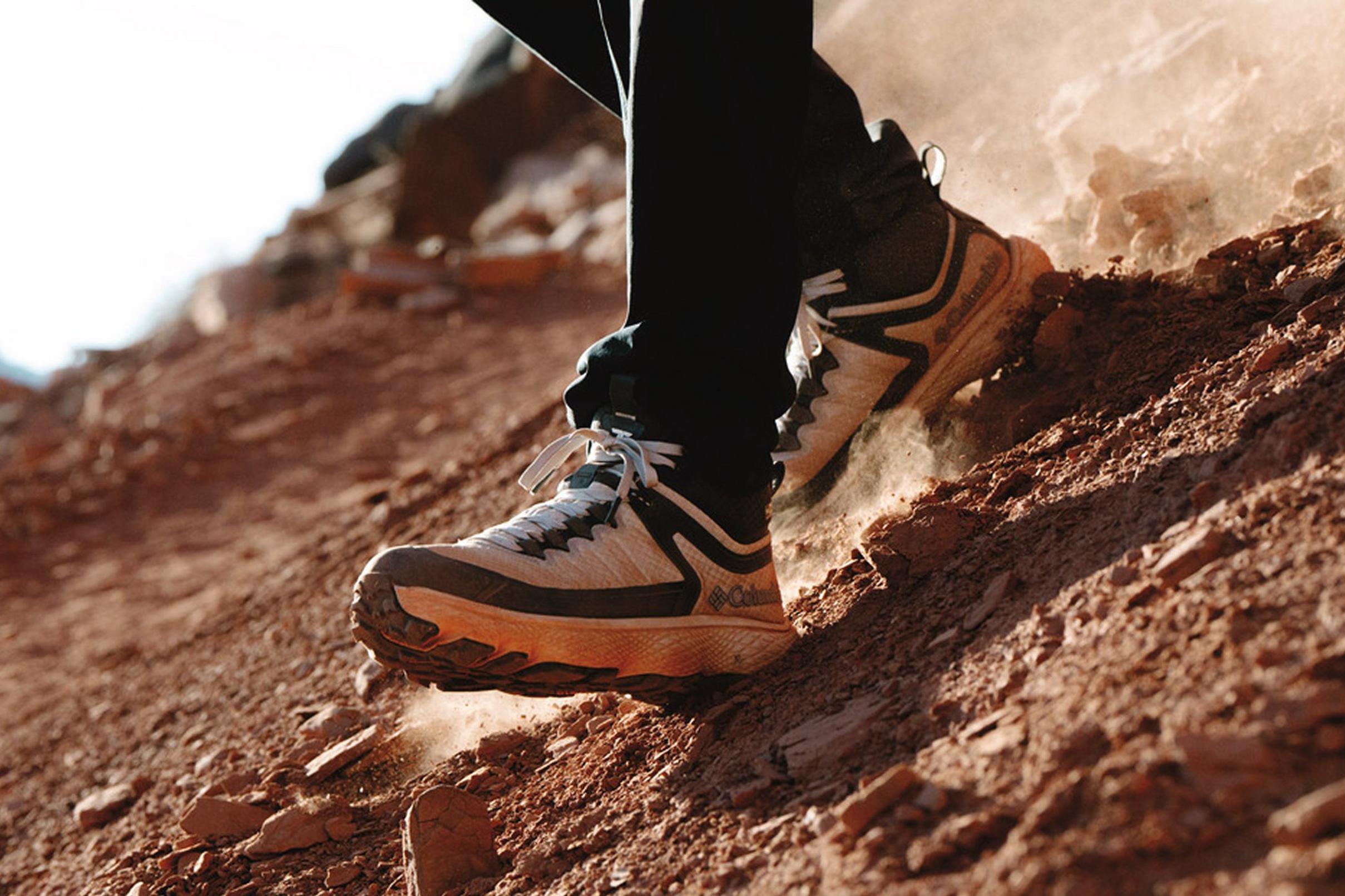 Columbia Escape Thrive Endure トレッキングシューズ Columbia Escape Thrive Endure Hiking Boots Waterproof Nori/Aegaen