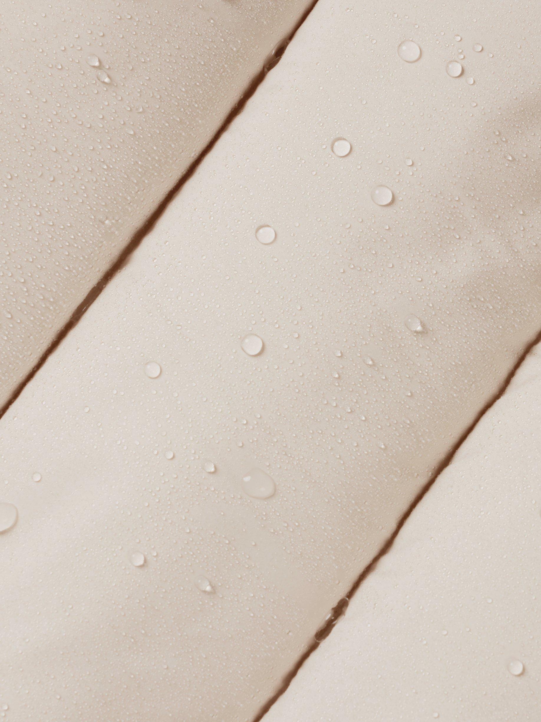 Close up of fabric.