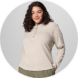 A stylish model for plus size women's clothing.