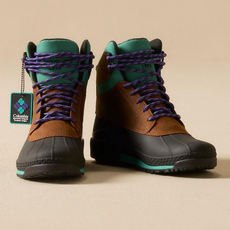 Closeup of Bugaboot 1 with Columbia tag on it.