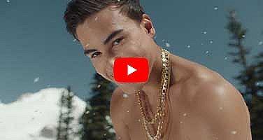 Video still and play button for 1 degree Ad spot