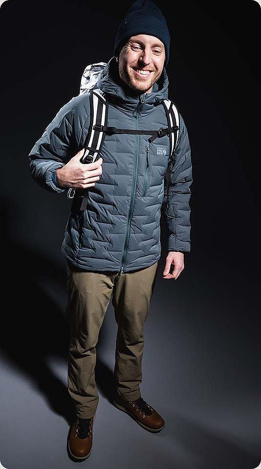 detail shots of the Men’s Stretchdown™ Hoody