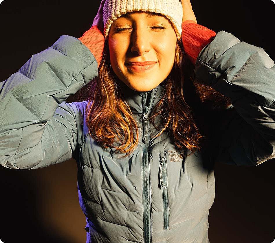 close up of the Stretchdown™ Hoody