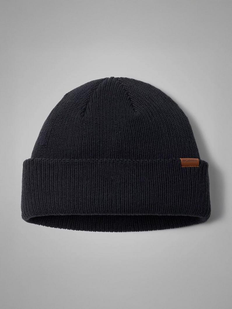 Black fisherman style beanie.