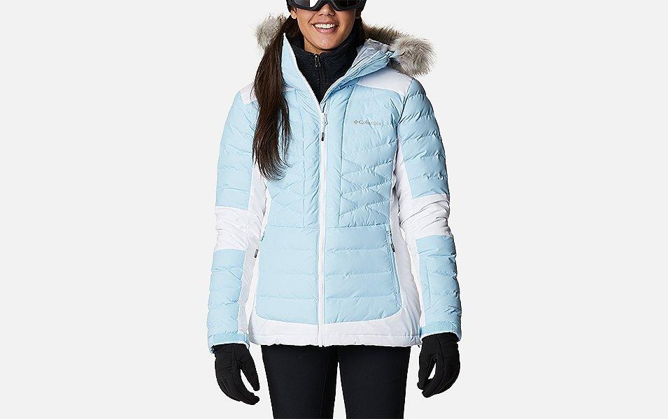 Women dressed in Bird Mountain Omni-Hear Infiniti Ski Jacket.
