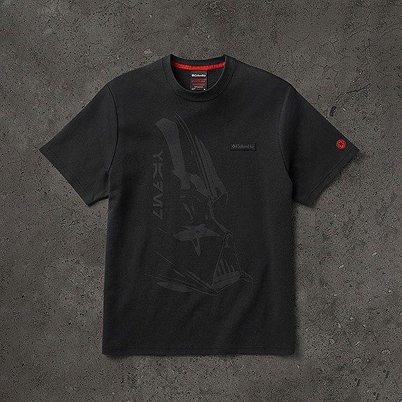 Close up of a Vader shirt for adults