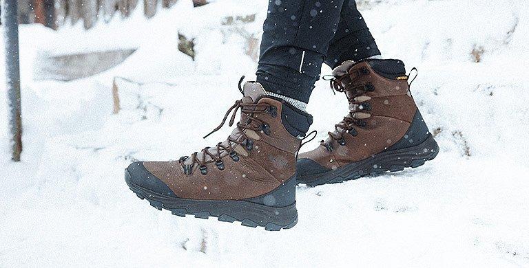 From snow boots to rain boots, here’s how to pick the best winter footwear.
