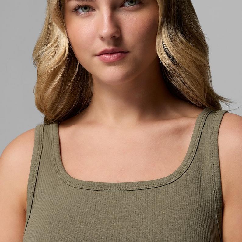 A close-up of the ribbed neckline