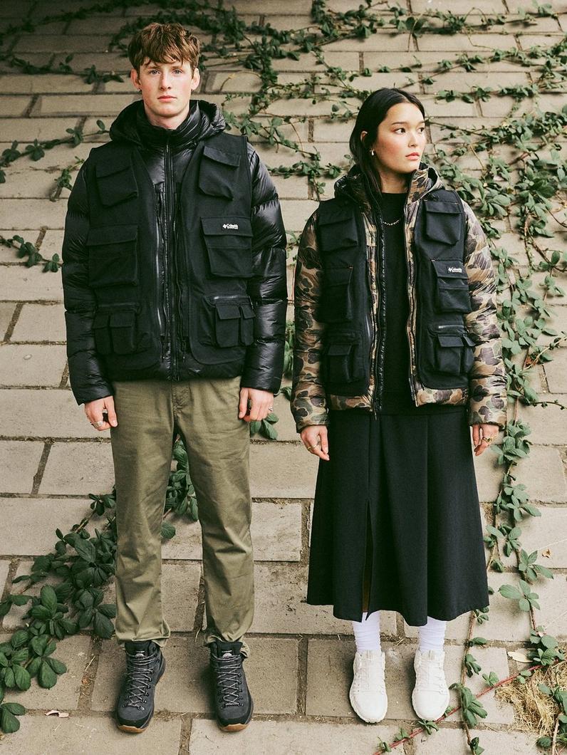 A young man and woman in CSC 1938 styles.