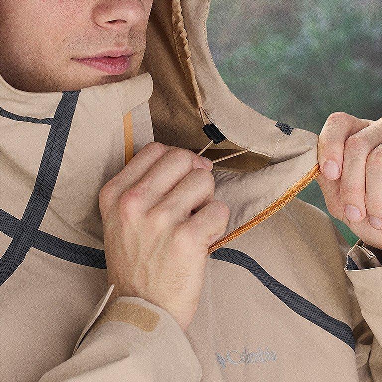 Close-up of the drawcord adjustable hem and cuffs