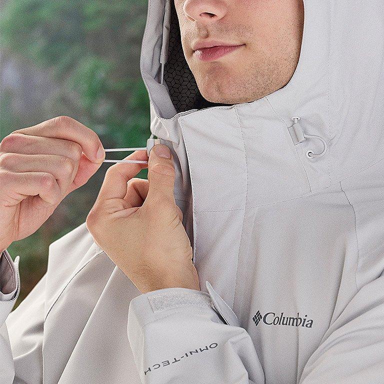 An image showing the drawcord-adjustable hood and cuffs