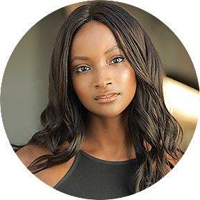 A portrait image of Lyndsey Scott