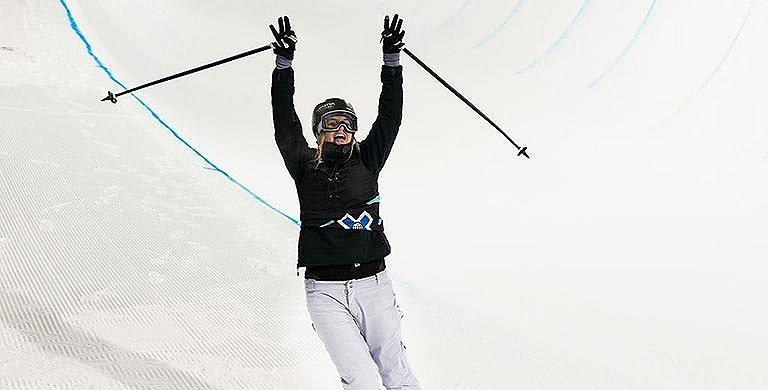 Celebrate Cassie Sharpe’s latest Winter X Games gold by revisiting  our interview with her and Sarah Hoefflin.