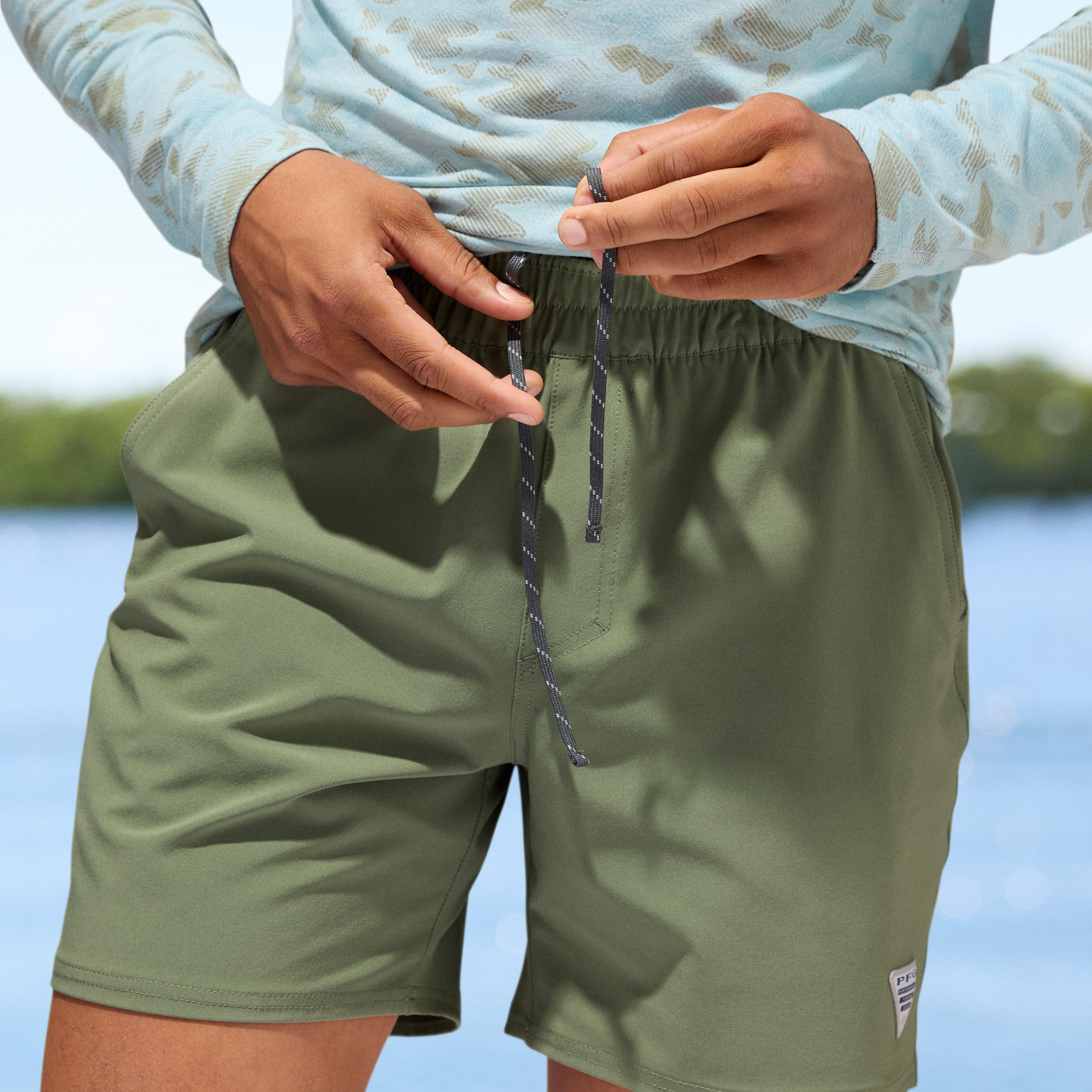 Close-up of the drawcord waist